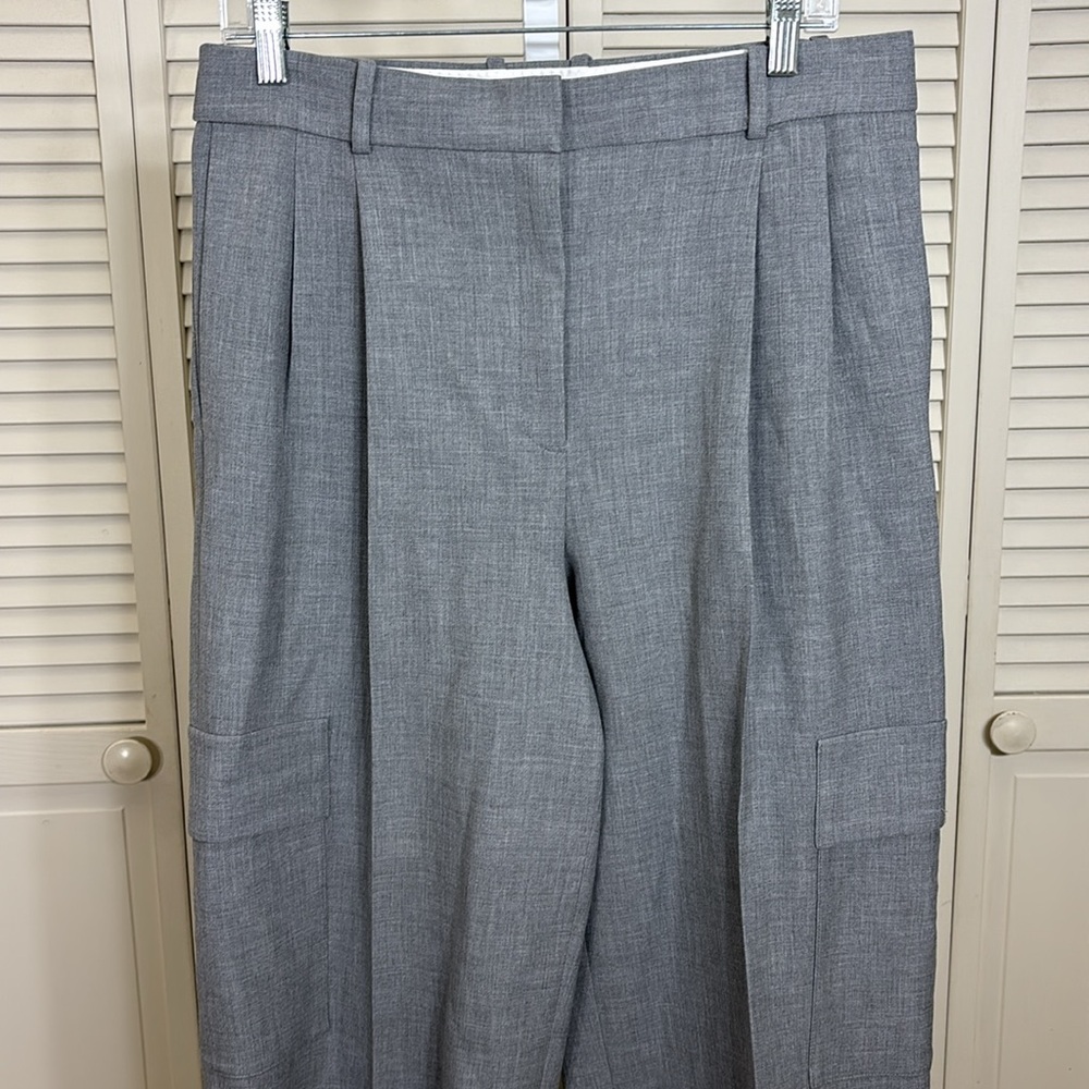 Aritzia Babaton Spotlight Cargo Gray Pant Size 10 - Picture 2 of 11